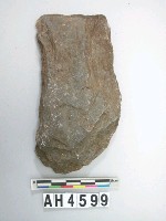 藏品(中型斜刃片狀打製石斧)的圖片